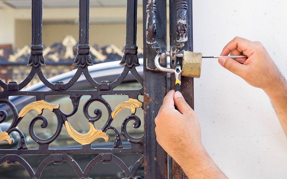 artisan serrurier ouverture de porte Moissy-Cramayel